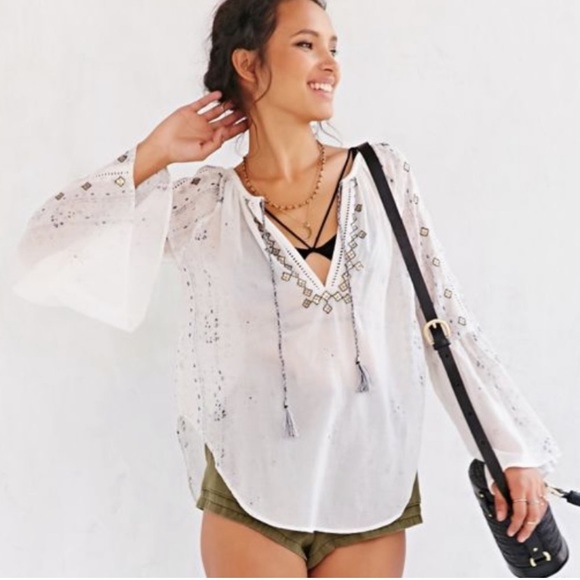 Ecote Tops - EUC Urban Outfitters Ecote Bell Long Sleeve Embellished Blouse Size M/8